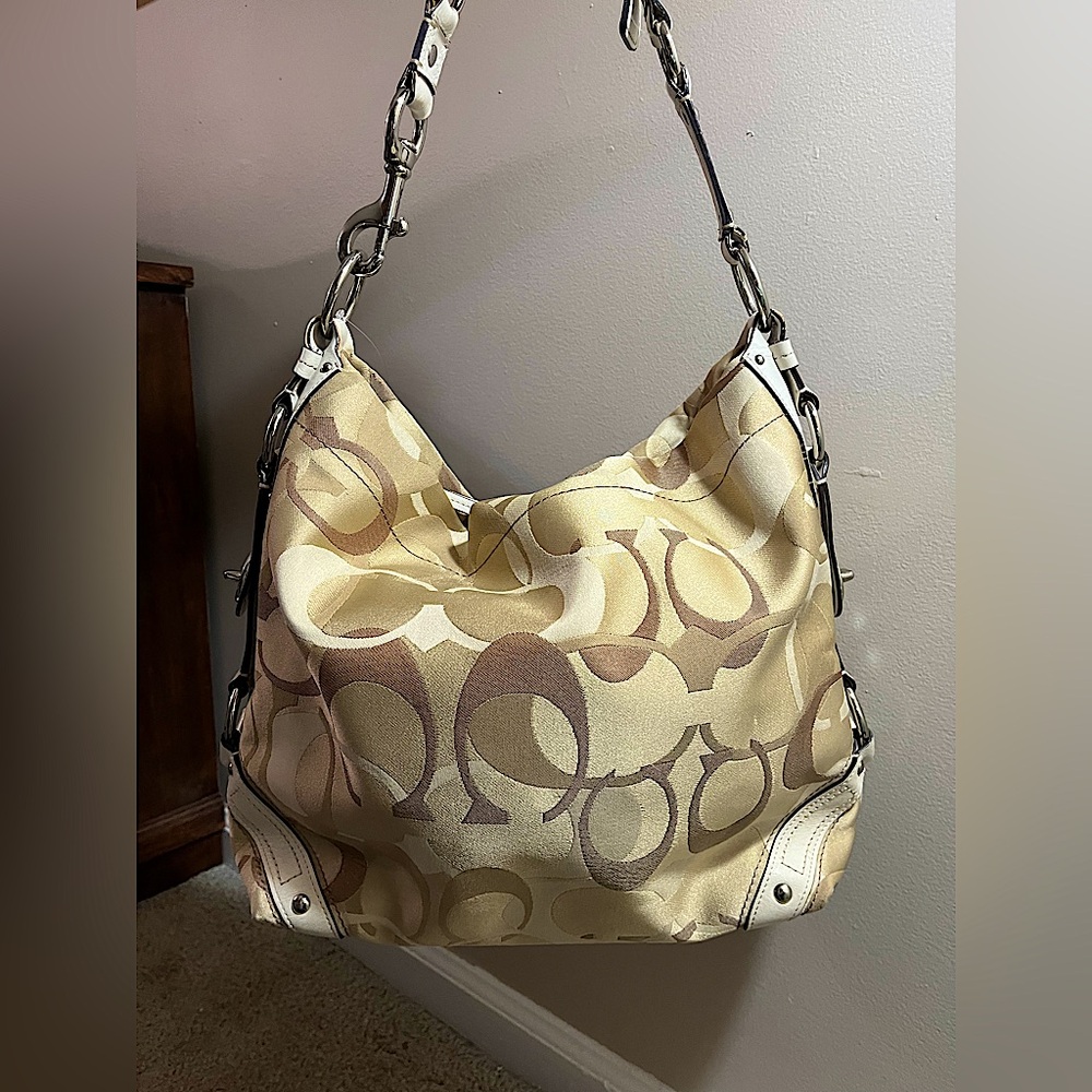 Coach Carly Signature Large Hobo Handbag